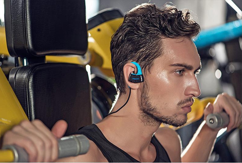 Fitness slúchadlá na šport a do posilňovne s MP3 prehrávačom Dacom P10 MP3.