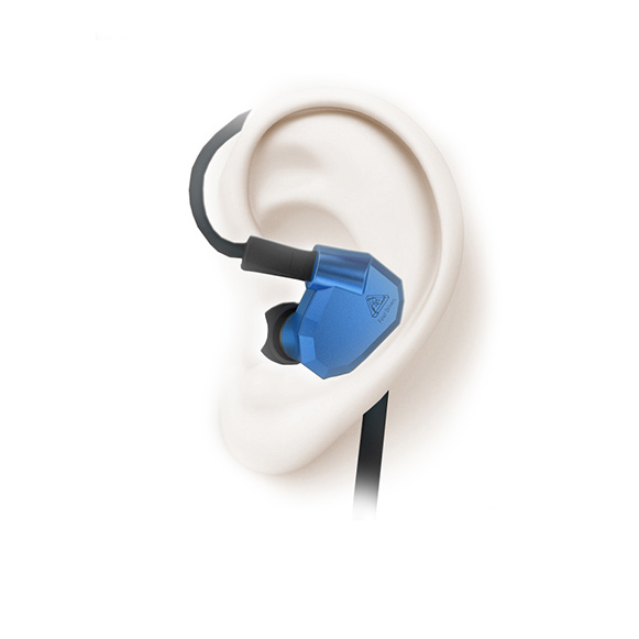 Slúchadlá do uší s naklonenými špunty. Ergonómia KZ ZS5.